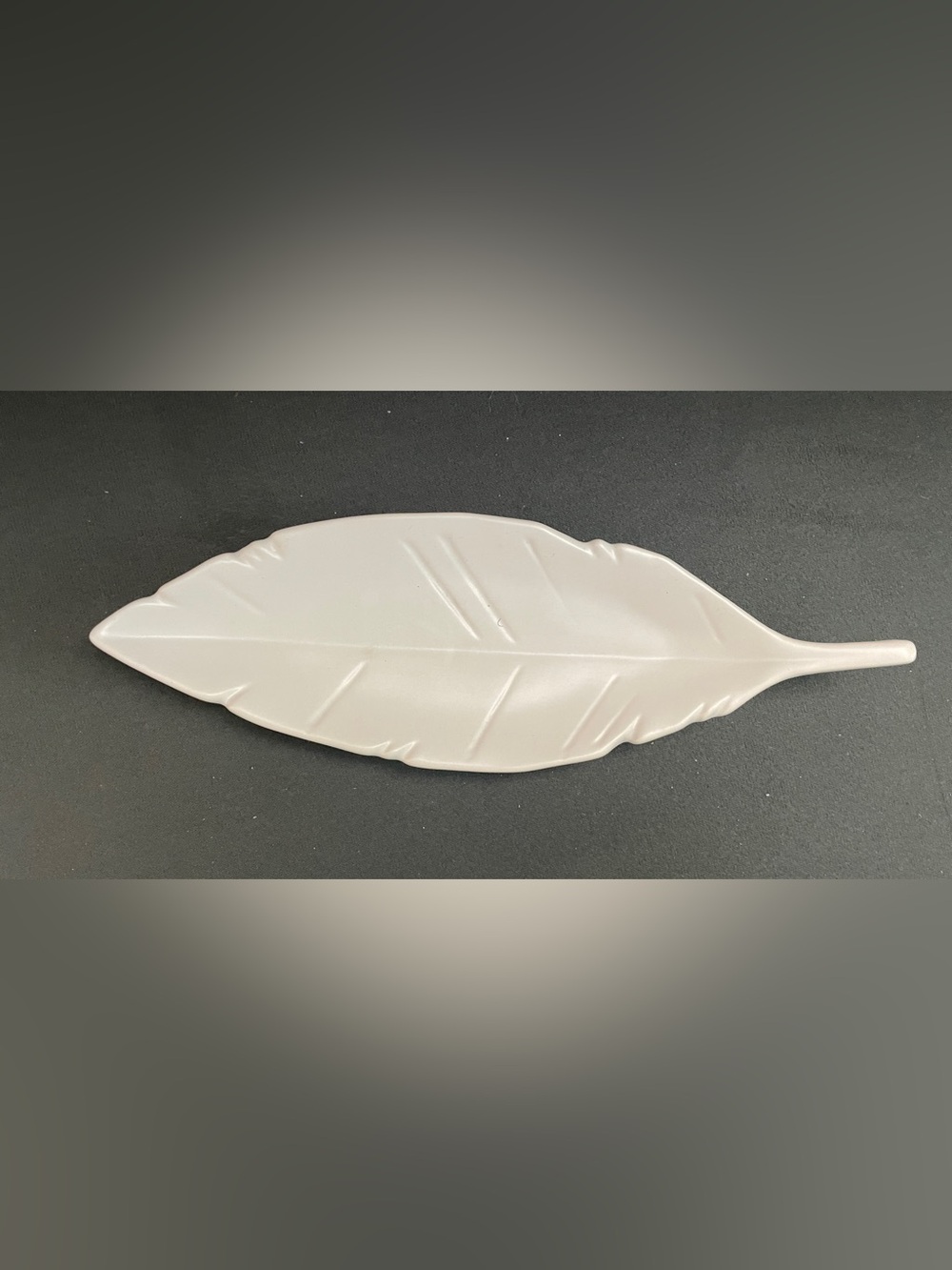 NEW West Elm White Leaf ceramic Decorative Tray for Jewelry Accessories 9”x 3”